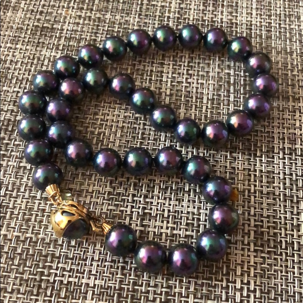 Pearl necklace
